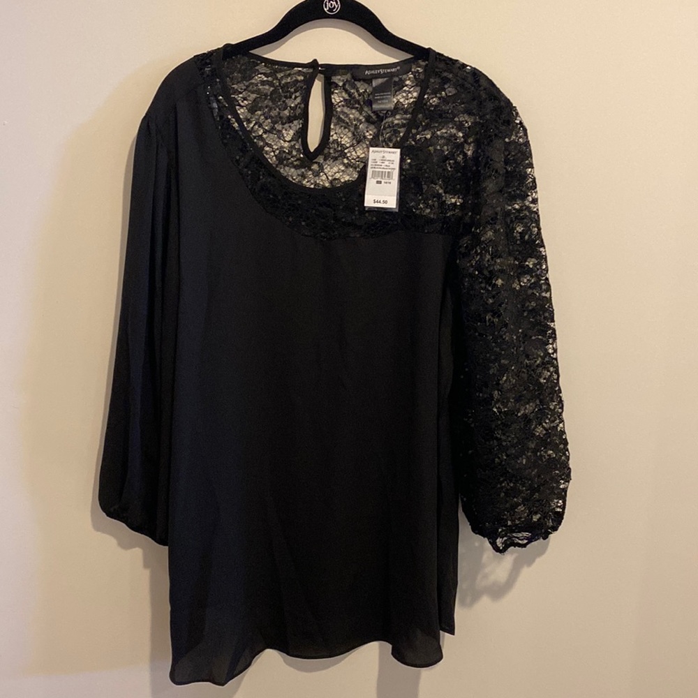 BRAND NEW w/Tags Black Top